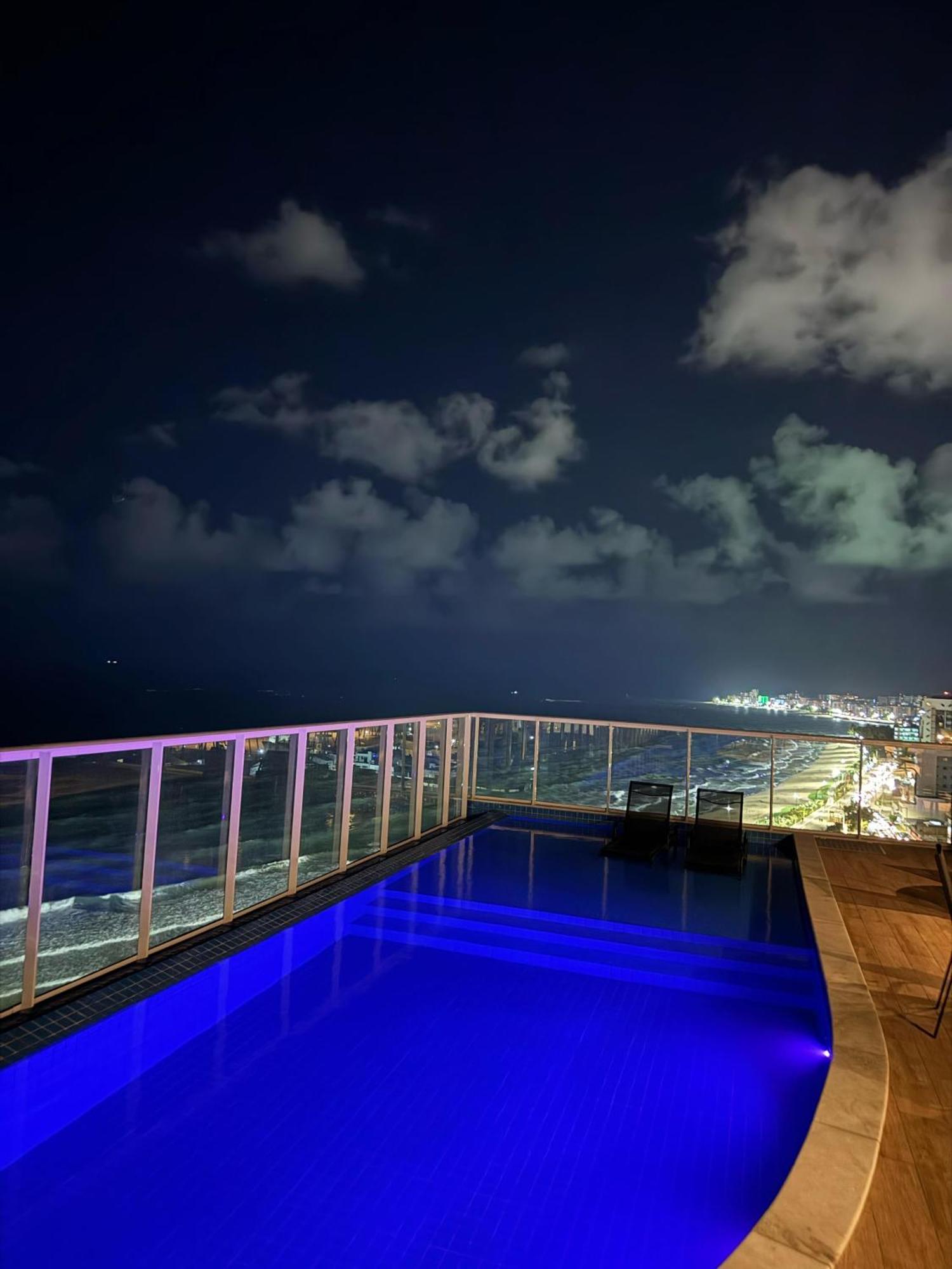 Apartamento Apto Beira Mar I Vista Mar I Piscina I Cobertura